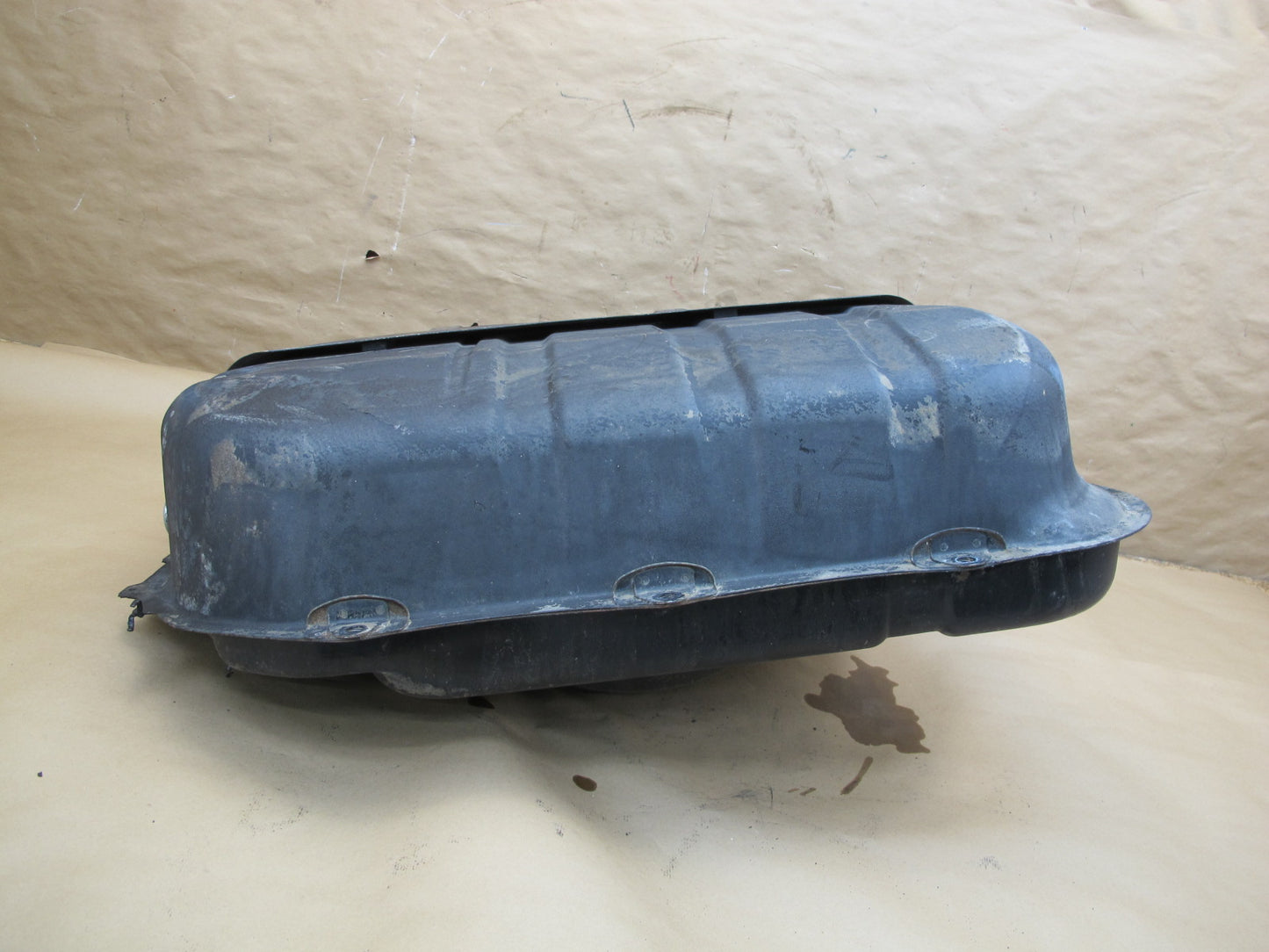 91-96 Dodge Stealth 3000GT FWD Non-turbo Fuel Gas Tank Assembly OEM