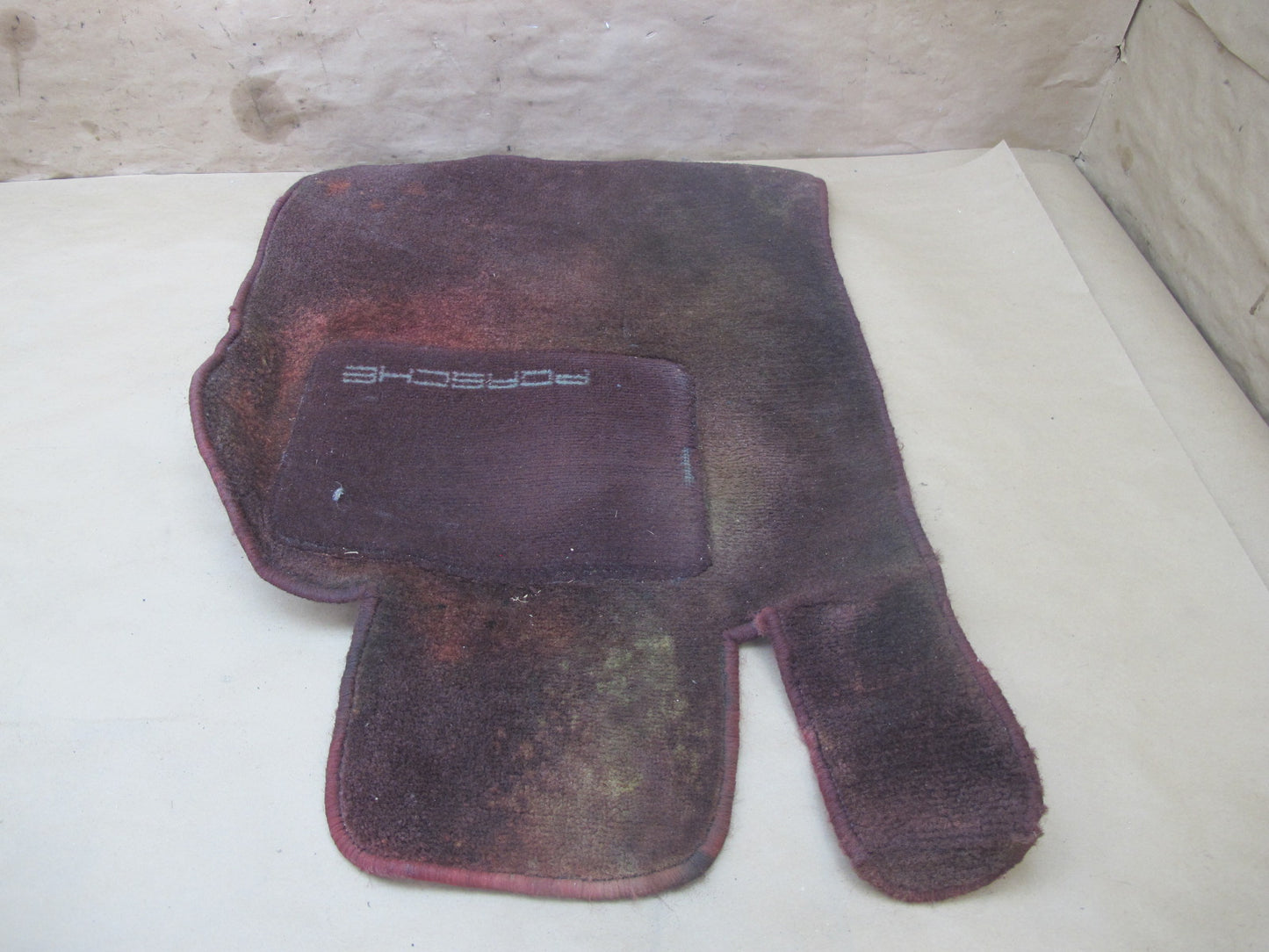 84-91 Porsche 944 Set of 4 Front & Rear Carpet Floor MAT Burgundy OEM