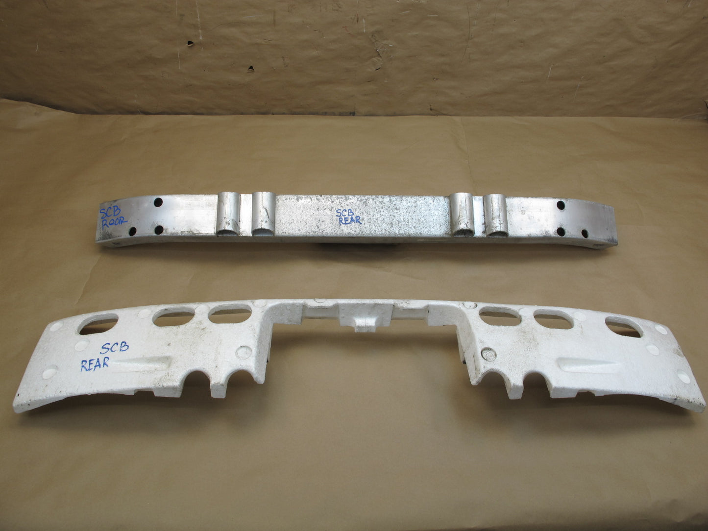 92-96 Lexus UZZ30L SC300 SC400 Rear Bumper Impact Reinforcement Bar w Foam OEM