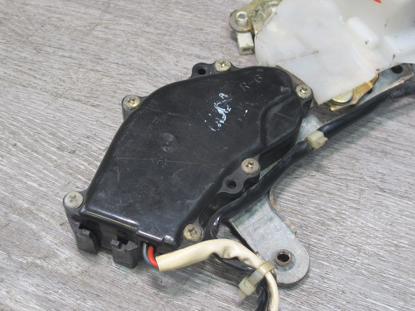 95-97 Lexus UCF20L LS400 Rear Left Door Lock Latch Actuator OEM