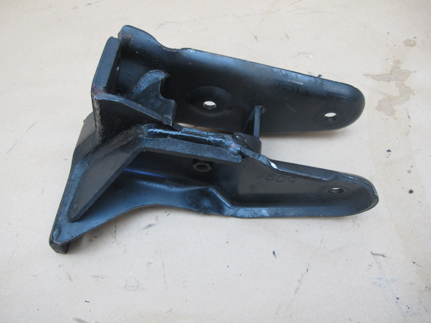 91-99 Dodge Stealth 3000GT Set of 2 Engine Motor Mount Support Bracket OEM