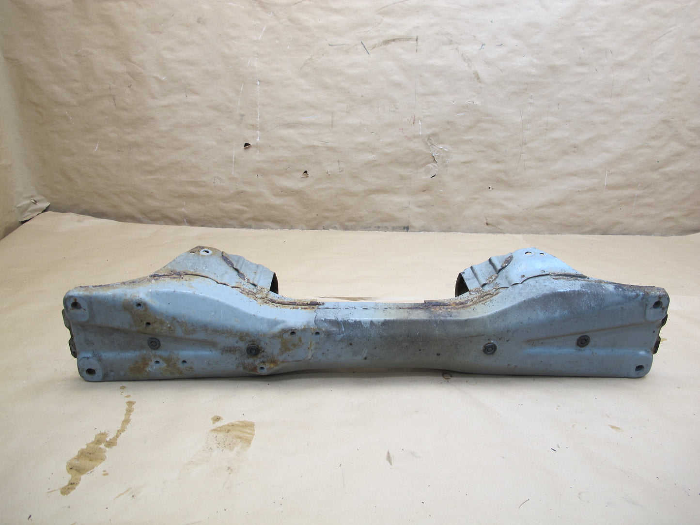 03-05 Toyota MR2 Spyder ZZW30L Rear Crossmember Sub Frame Carrier OEM