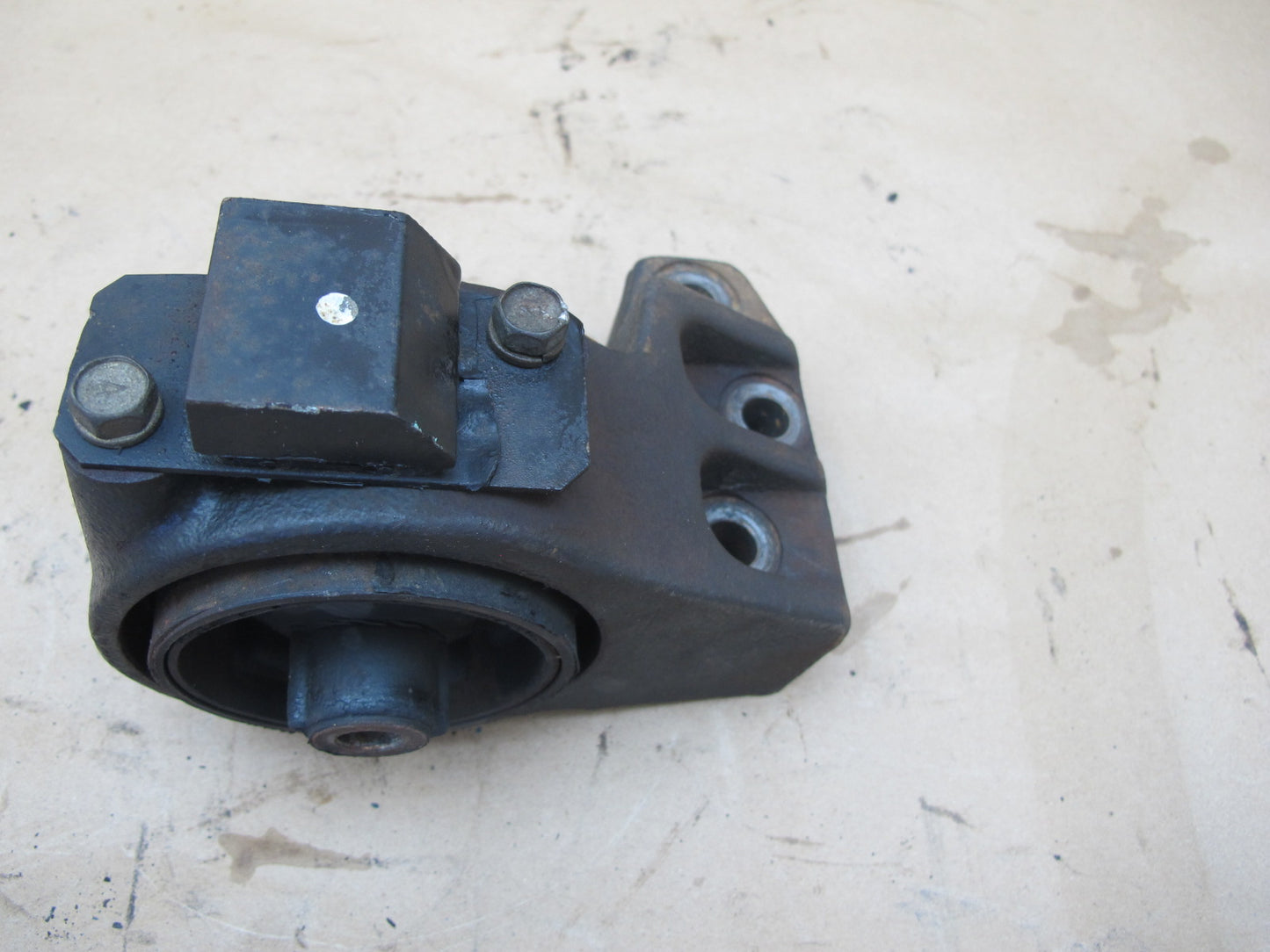 91-99 Dodge Stealth 3000GT Front Left Engine Motor Mount Support OEM