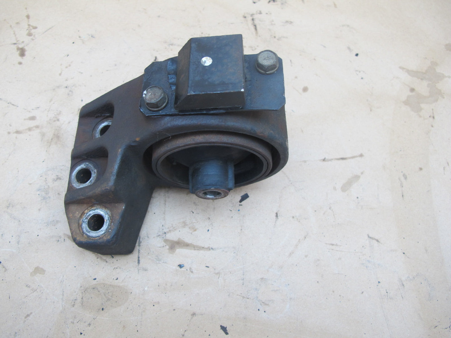 91-99 Dodge Stealth 3000GT Front Left Engine Motor Mount Support OEM