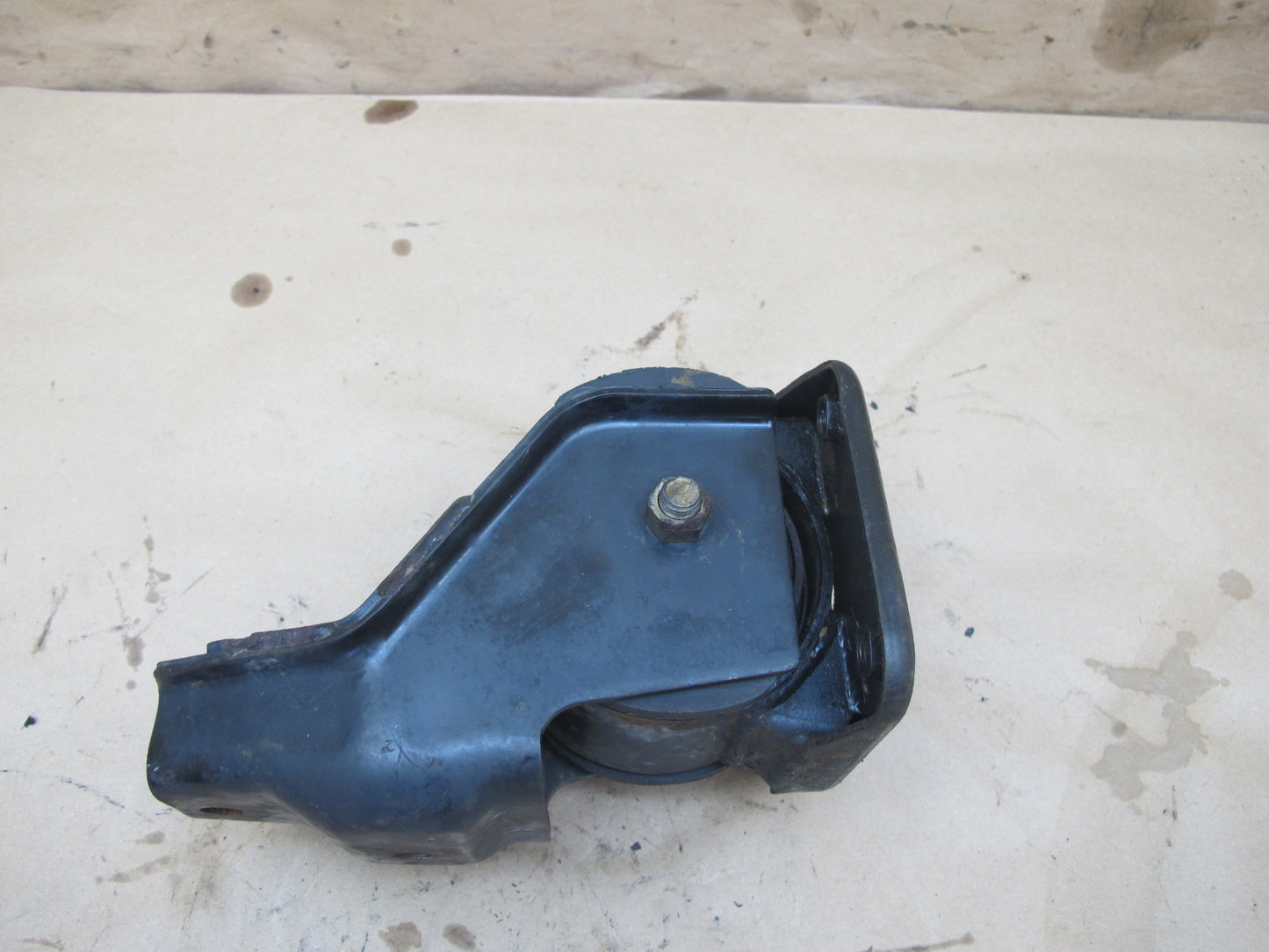 91-99 Dodge Stealth 3000GT FWD F5M33 M/T Manual Transmission Mount Support OEM