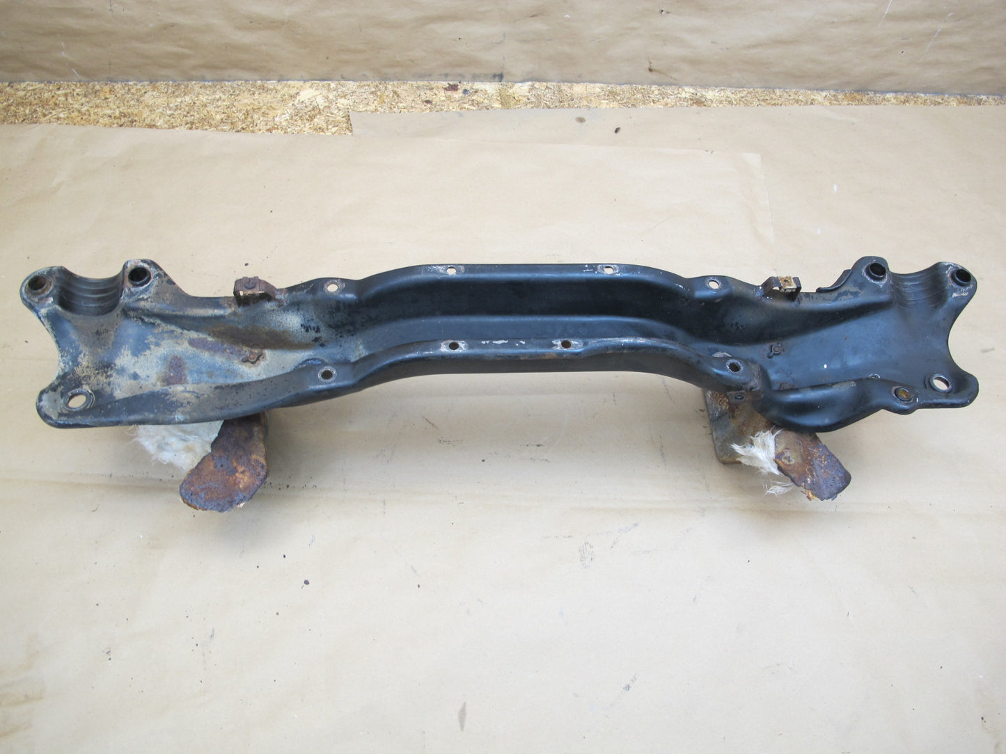 1984-1991 Porsche 928 S Front Engine Sub Frame Suspension Crossmember Carrier