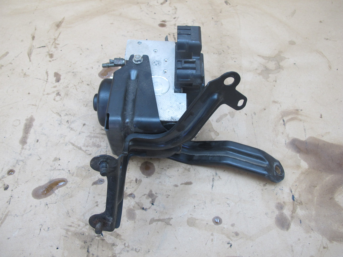 98-00 Lexus JZZ31L SC300 SC400 Anti Lock Brake ABS Pump Module OEM