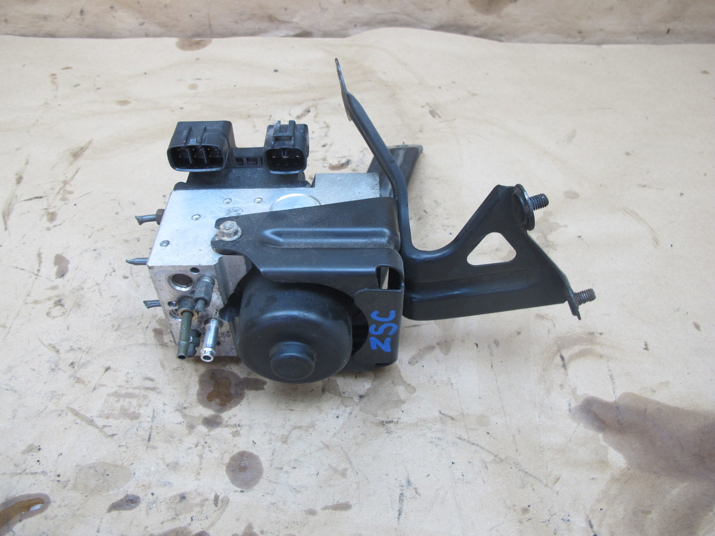 98-00 Lexus JZZ31L SC300 SC400 Anti Lock Brake ABS Pump Module OEM