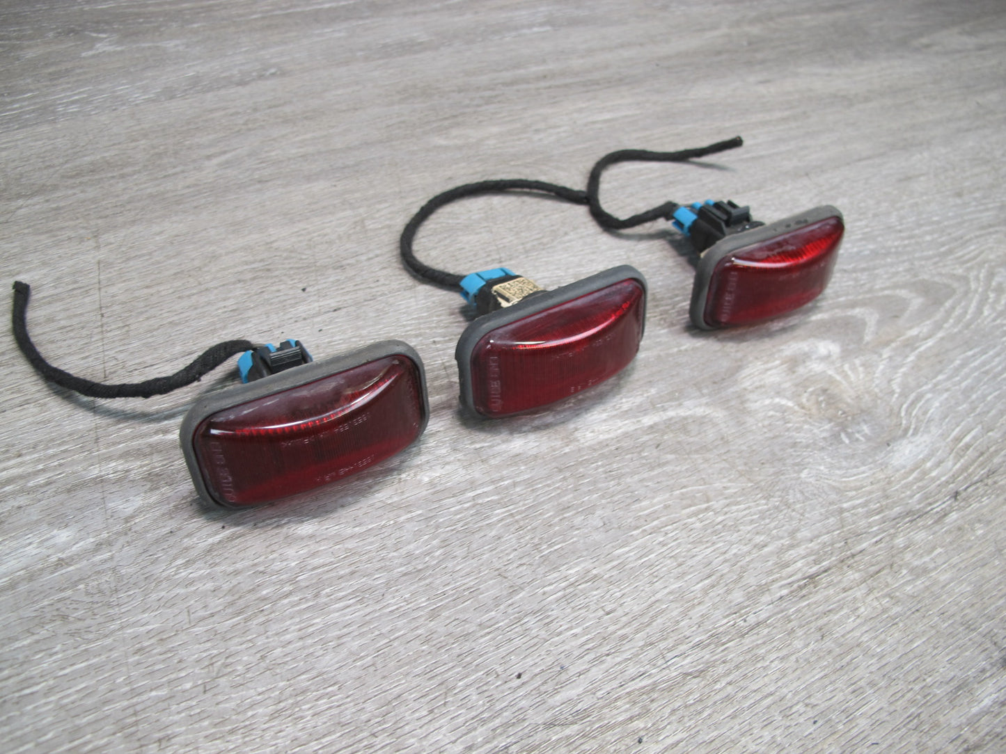 2003-2009 Hummer H2 Rear Roof Clearance Marker Light Lamp RED Set of 3