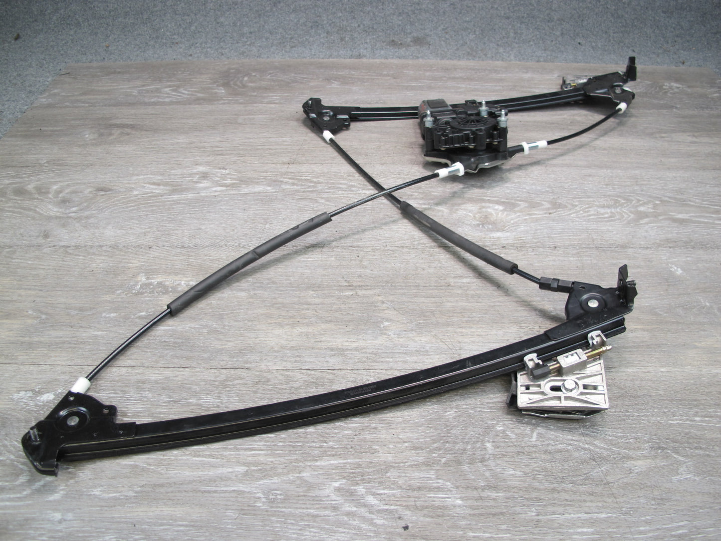 1999-2005 Porsche 911 996 Convertible Front Left Side Window Regulator W/ Motor