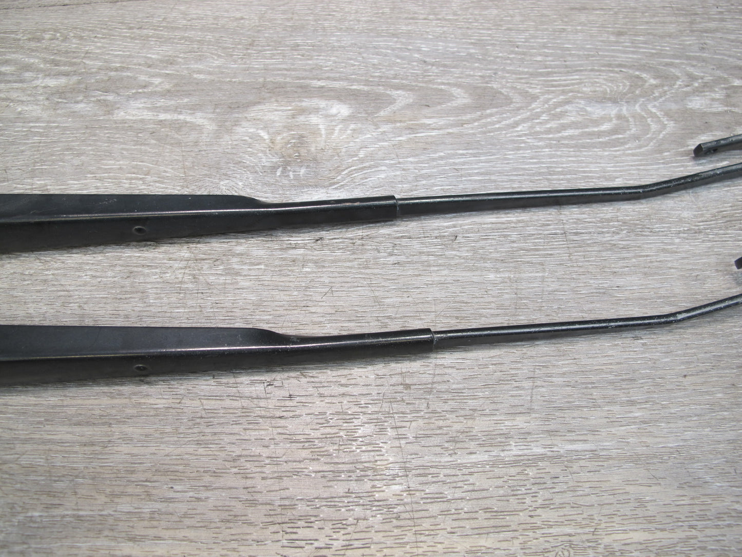 1999-2005 Porsche 911 996 Left Right Side Window Windshield Wiper Arm Set