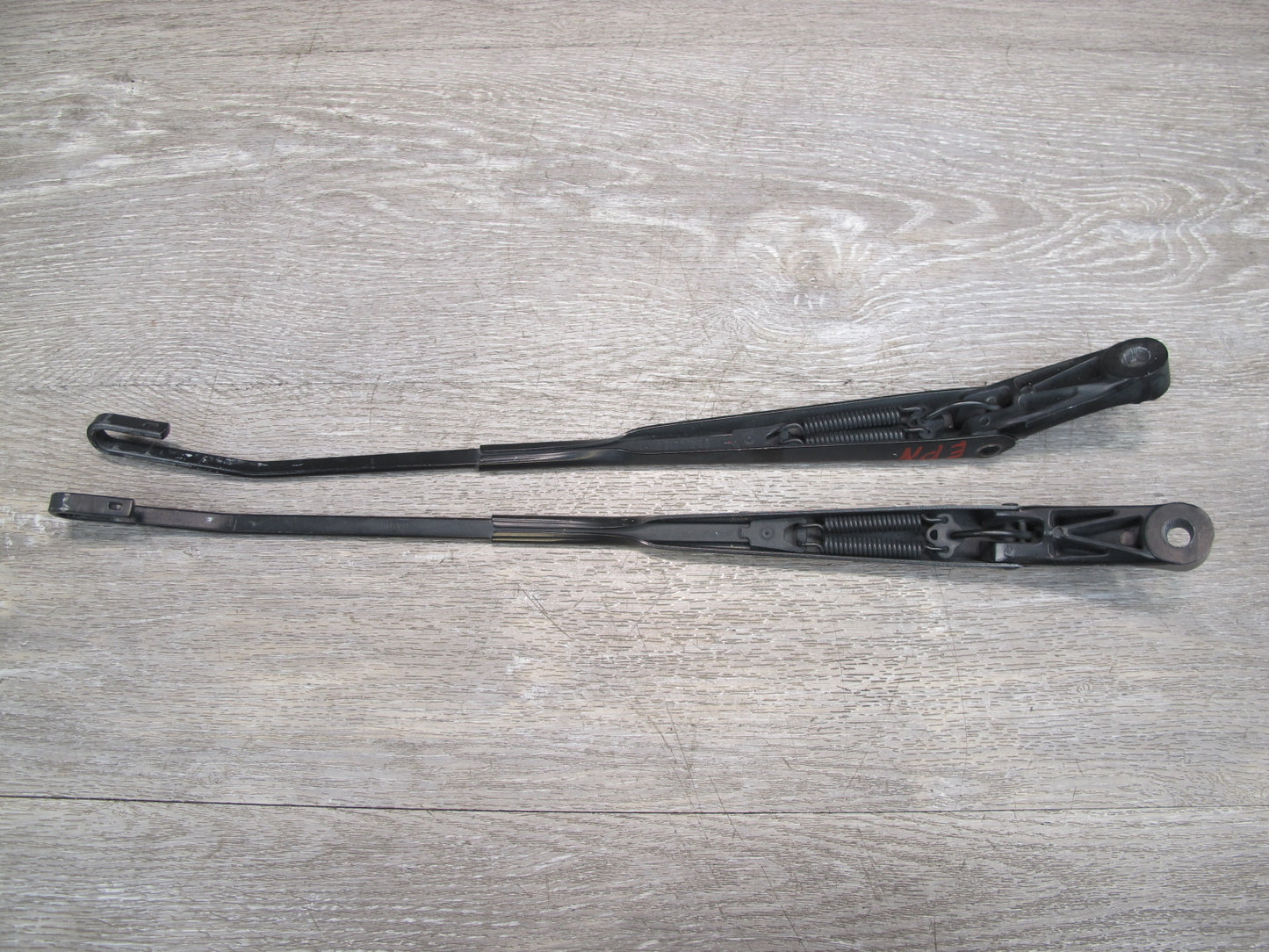 1999-2005 Porsche 911 996 Left Right Side Window Windshield Wiper Arm Set