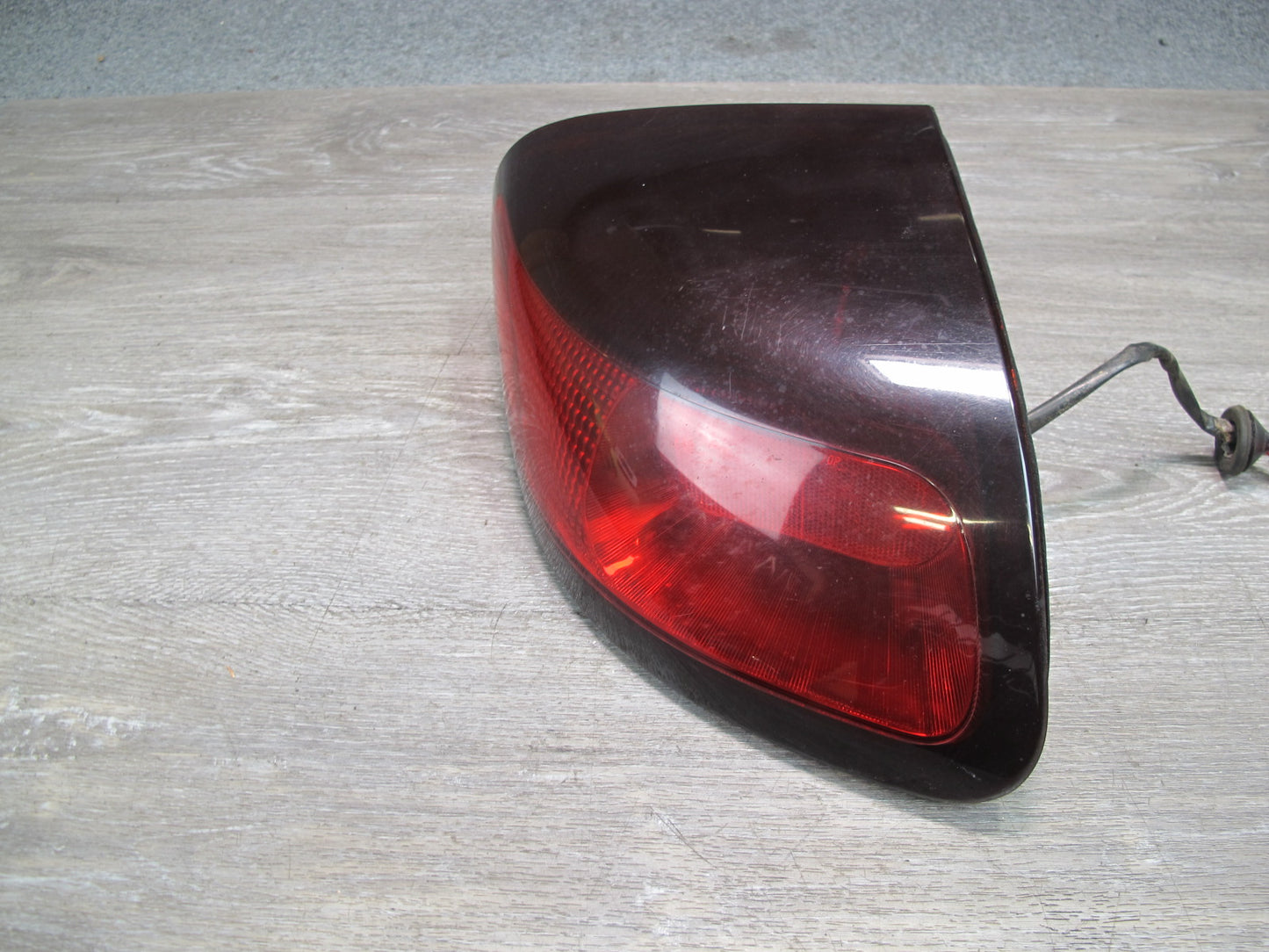 91-96 Dodge Stealth R/T Rear Left Right Tail Light Lamp w Center Reflector OEM