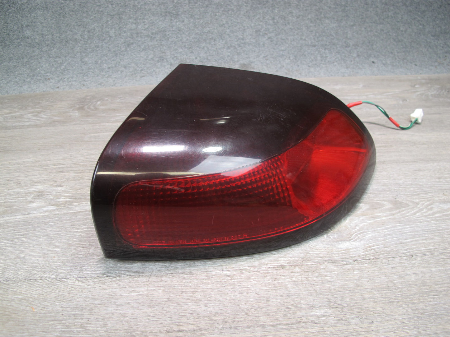 91-96 Dodge Stealth R/T Rear Left Right Tail Light Lamp w Center Reflector OEM