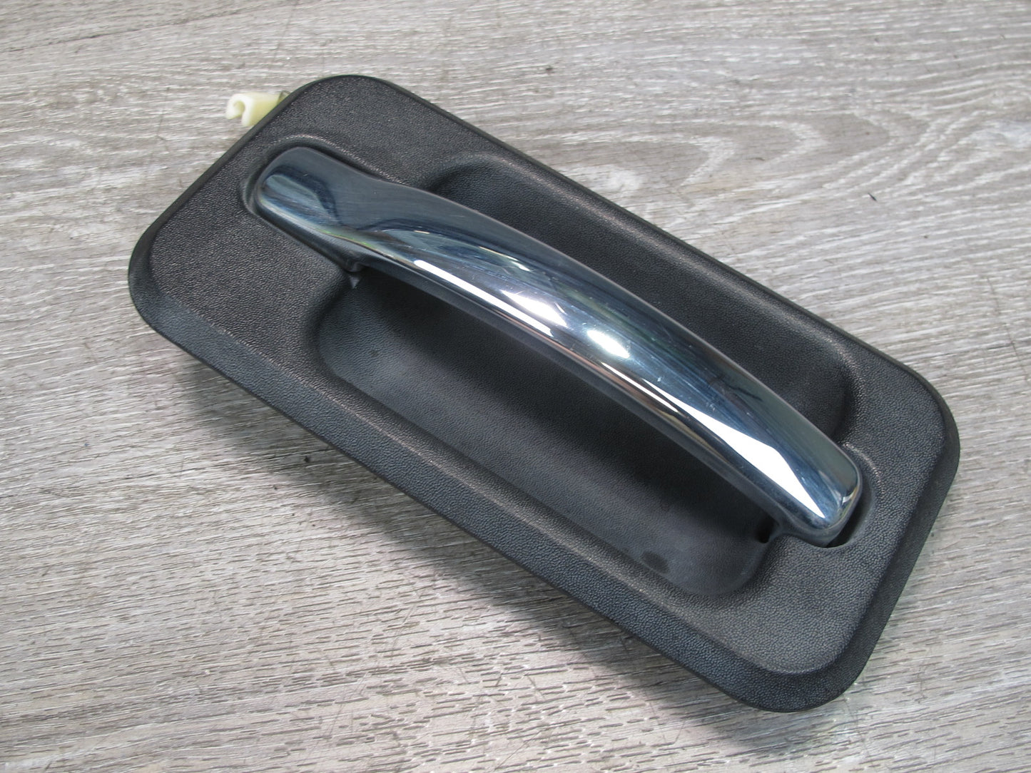 2003-2009 Hummer H2 Front Right Paasenger Side Door Exterior Handle