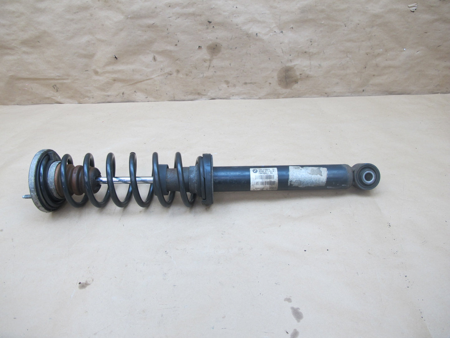 11-16 BMW F10 528iX 535iX xdrive AWD Set of 2 Rear Strut Shock Absorber OEM