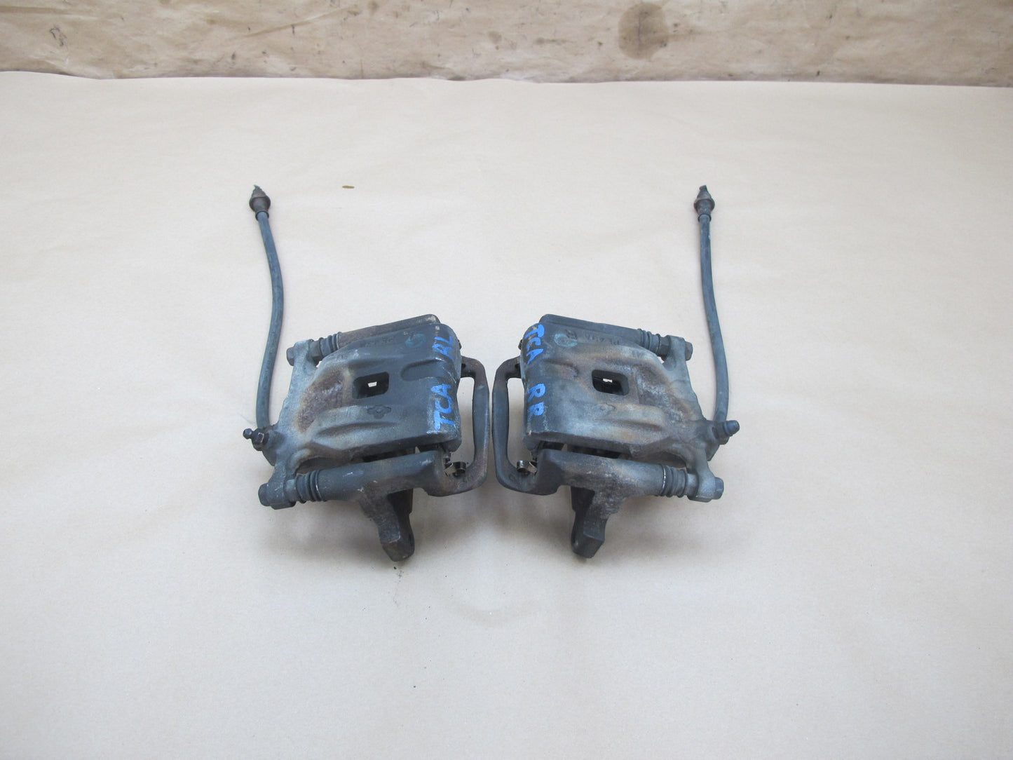 92-96 Toyota Cresta MARK2 JZX90 1JZGTE Set of 2 Rear Brake Caliper OEM