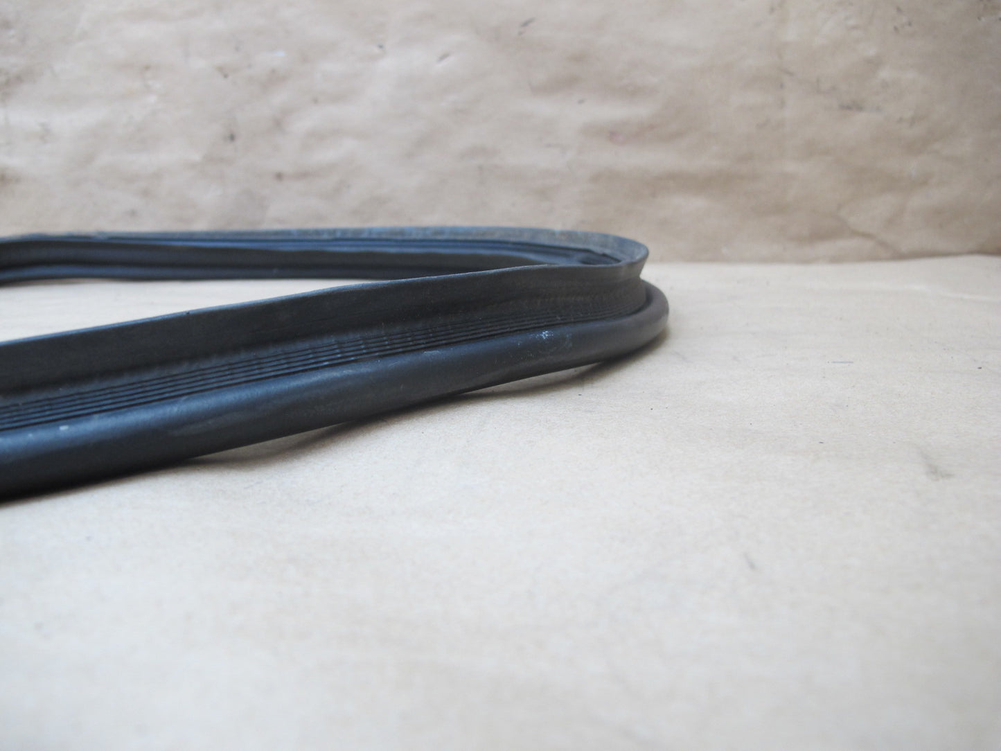 92-96 Toyota Cresta MARK2 JZX90 Rear Trunk Weatherstrip Rubber Seal Gasket OEM