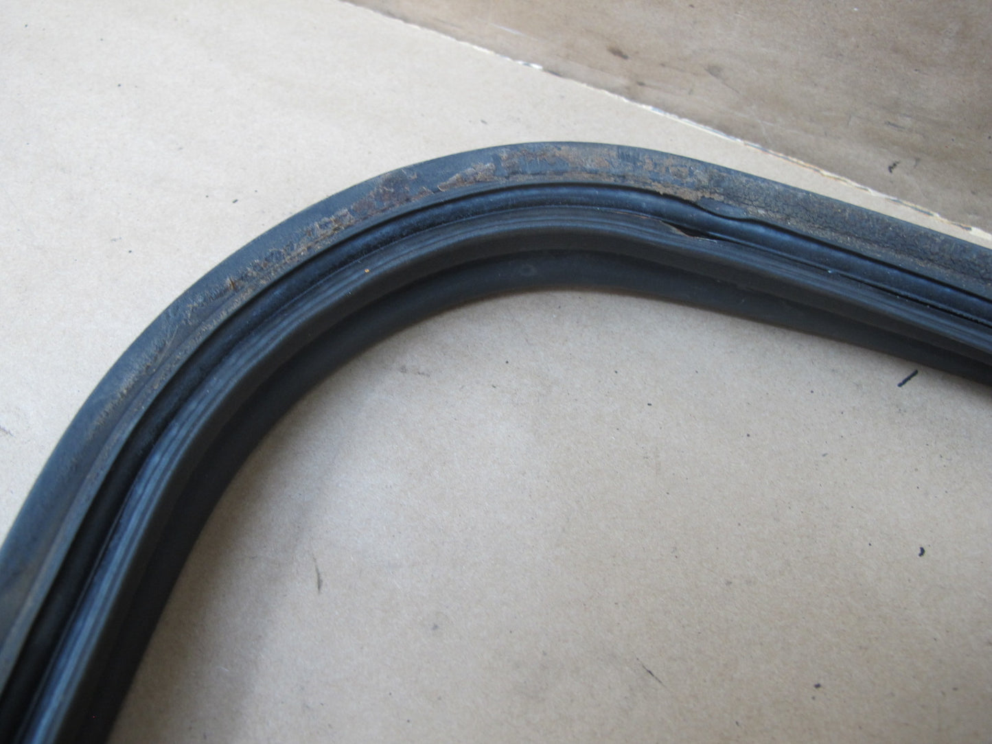 92-96 Toyota Cresta MARK2 JZX90 Rear Trunk Weatherstrip Rubber Seal Gasket OEM