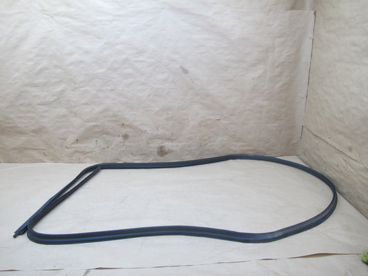 2003-2009 Hummer H2 Rear Trunk Tailgate Lift Gate Weather Strip Rubber Seal