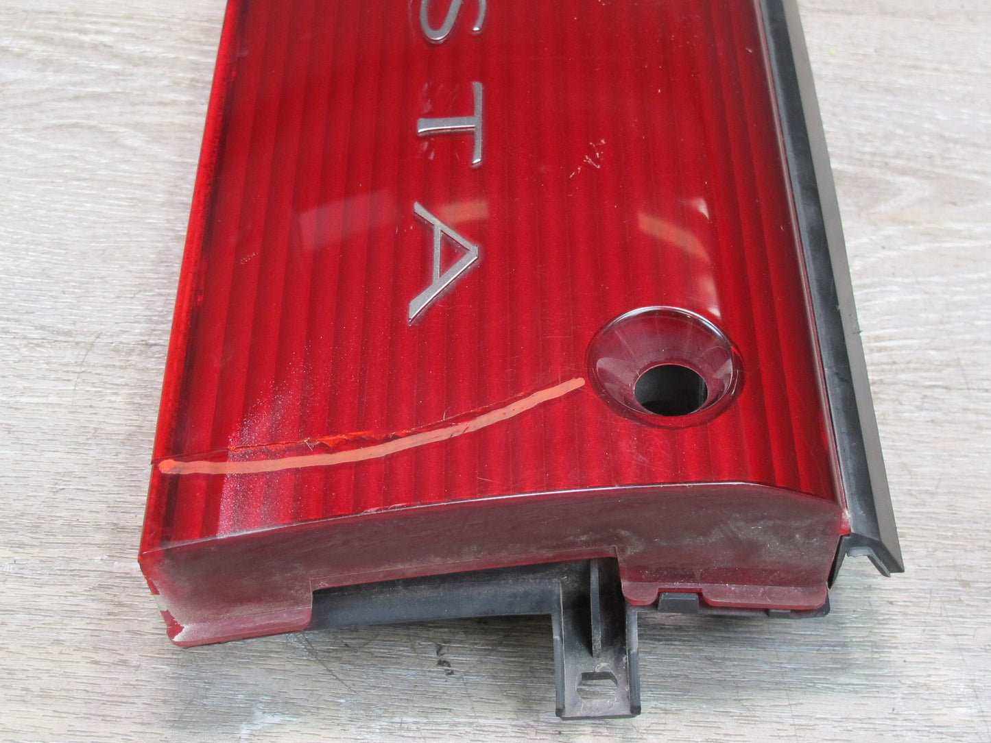 94-96 Toyota Cresta JZX90 Rear Center Tail Light Trim Cover Panel OEM