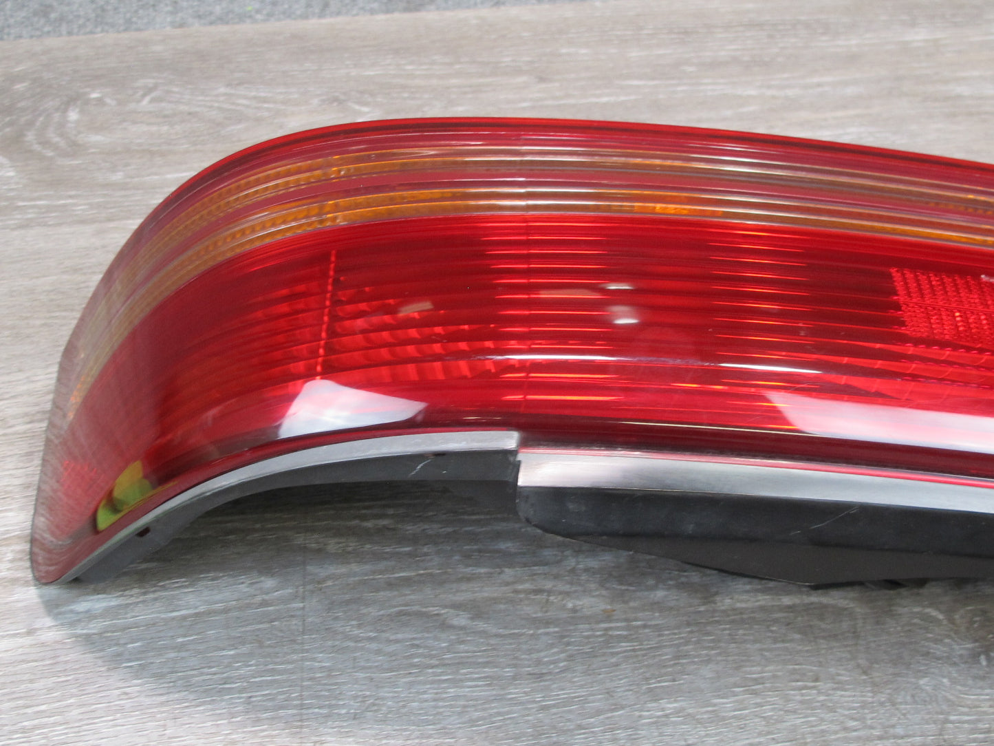 94-96 Toyota Cresta JZX90 Rear Right Tail Light Lamp OEM