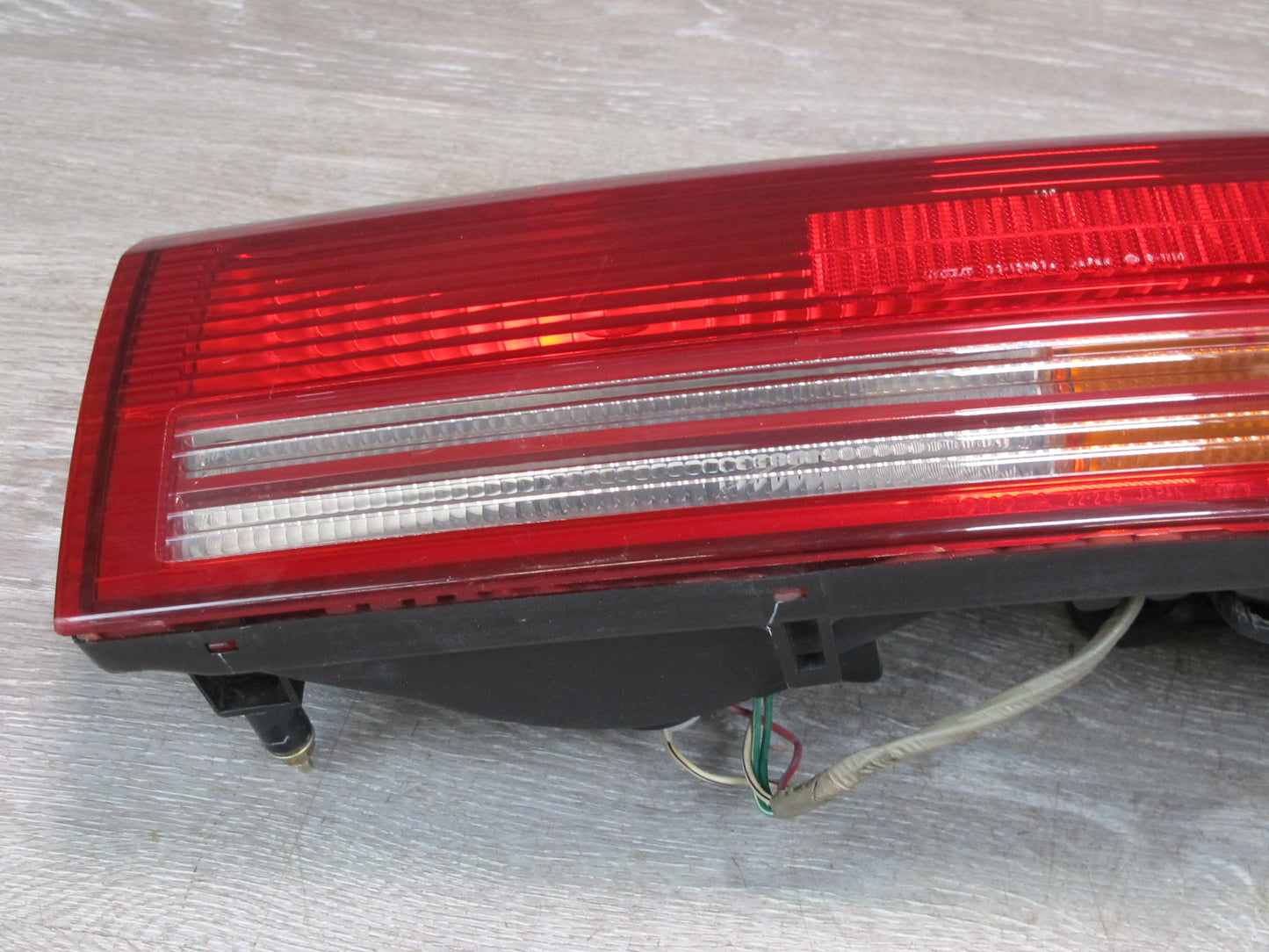 94-96 Toyota Cresta JZX90 Rear Right Tail Light Lamp OEM