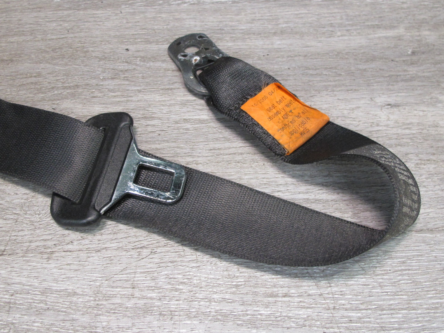 01-06 BMW E46 CONVERTIBLE REAR RIGHT & LEFT SIDE SEATBELT RETRACTOR SET OEM