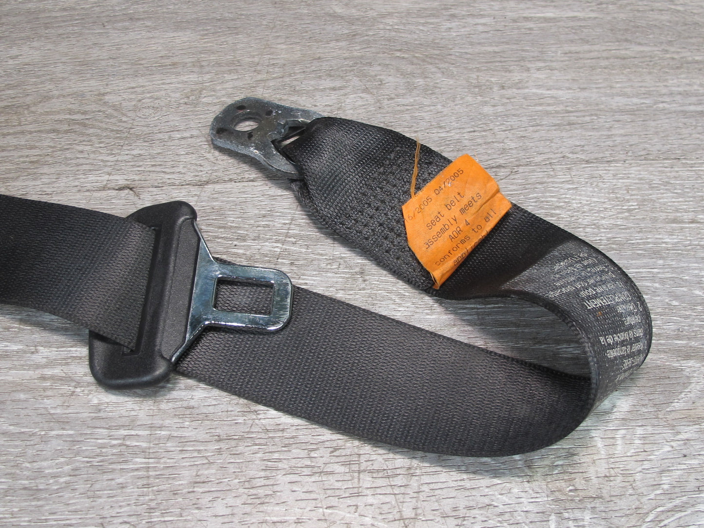 01-06 BMW E46 CONVERTIBLE REAR RIGHT & LEFT SIDE SEATBELT RETRACTOR SET OEM