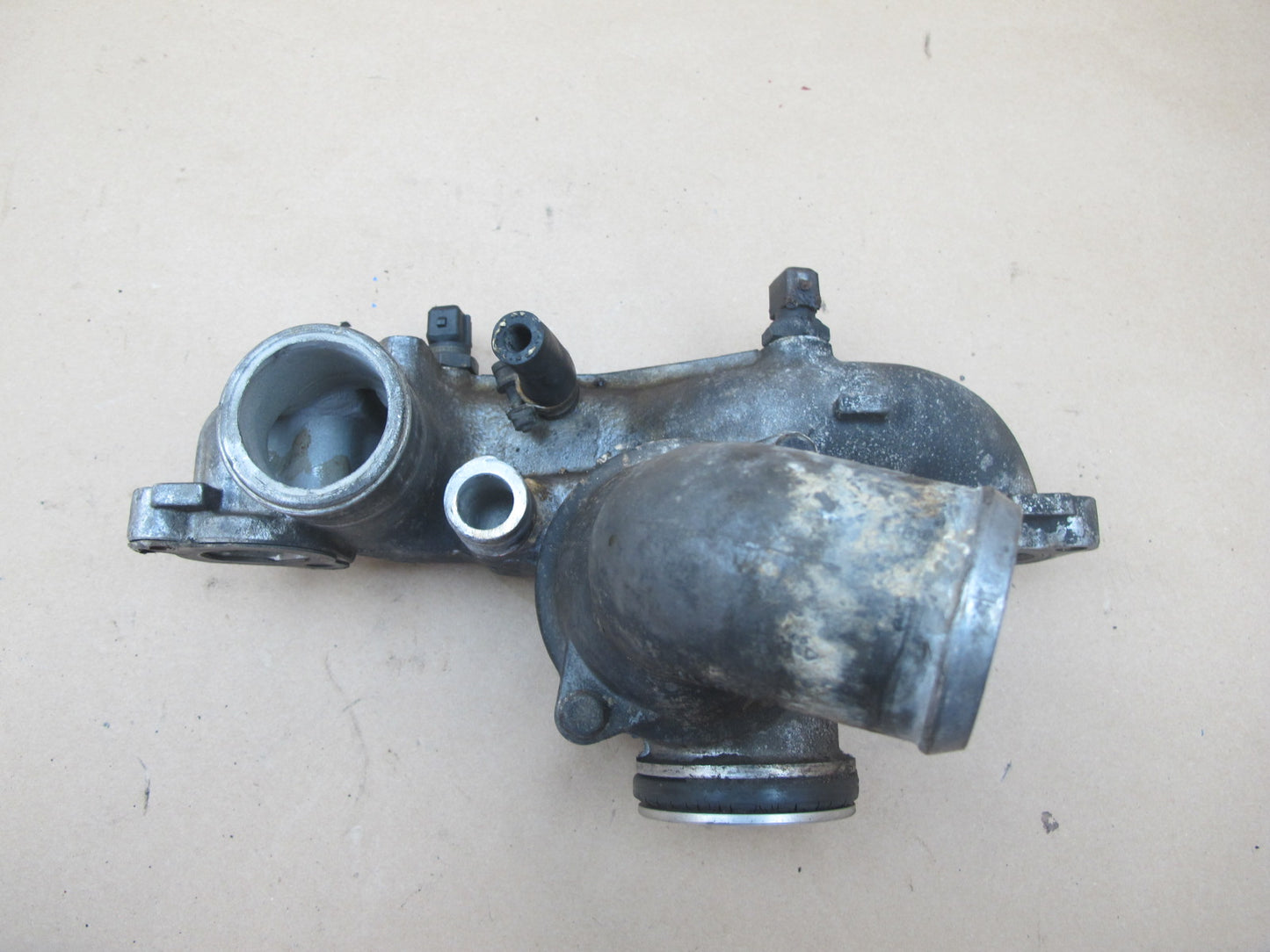 1987-1991 Porsche 928 S4 5.0L V8 Engine Coolant Thermostat Housing Assembly