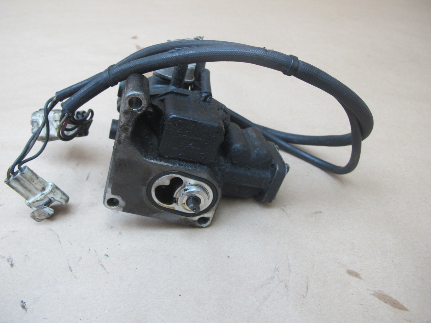 89-91 Mazda RX7 1.3L 13B NON Turbo OMP Oil Metering Pump OEM