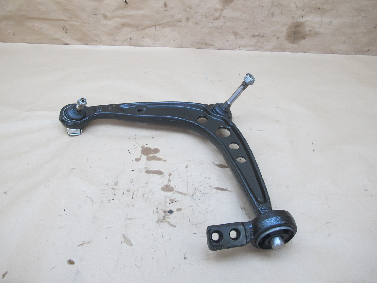 96-02 BMW E36/7 Z3 RWD Front Left Lower Control Arm Lemforder 2592401