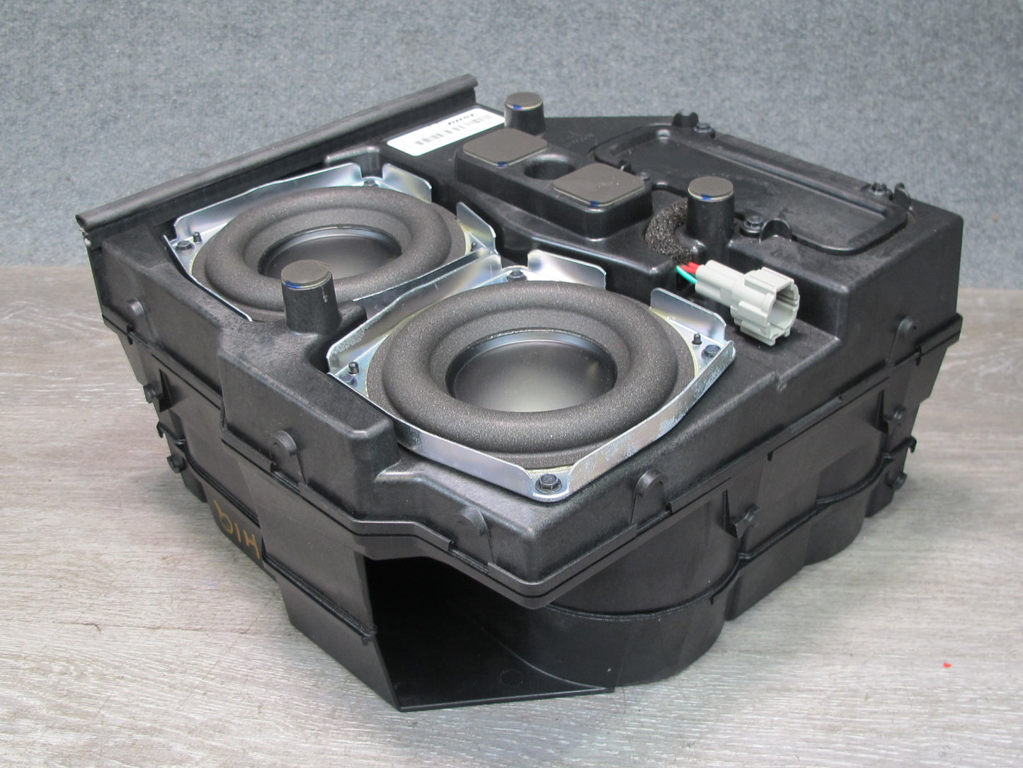 2014-2020 Infiniti QX60 Bose Subwoofer Audio Sound Speaker Assembly