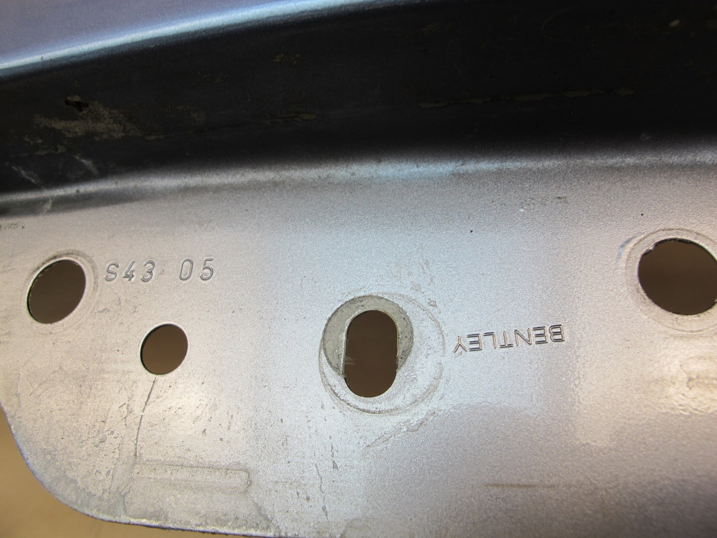 06-12 Bentley Continental Flying Spur Front Right Fender Shell Cover Panel