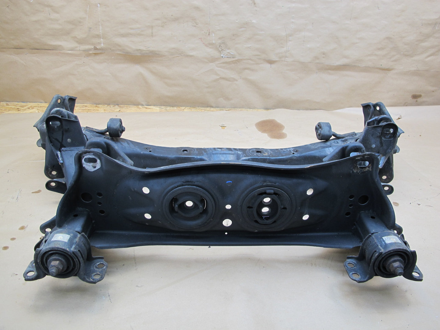 92-96 Toyota Cresta JZX90 Rear Suspension Crossmember Sub Frame Carrier OEM