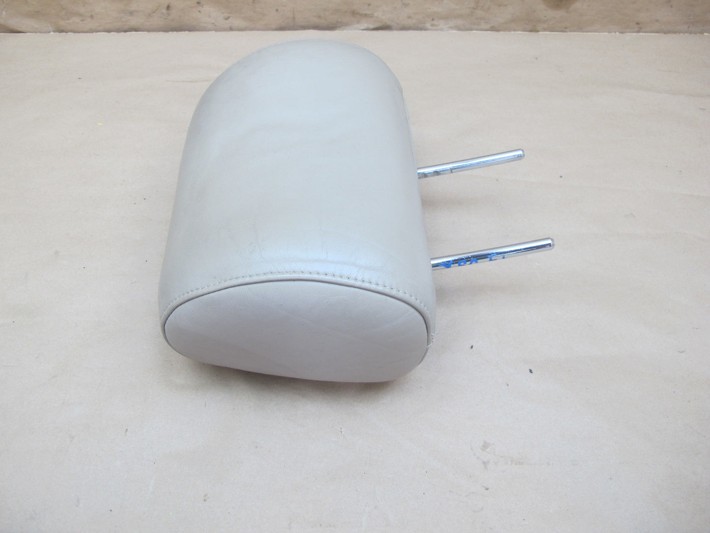 92-98 Lexus UZZ30 SC300 SC400 Set of 2 Front Seat Leather Headrest Ivory OEM