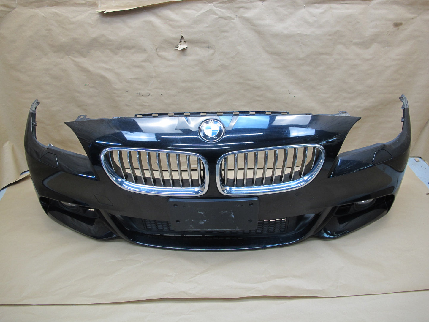 14-16 BMW F10 M-sport Front Bumper Cover w Kidney Grille Fog Light PDC OEM