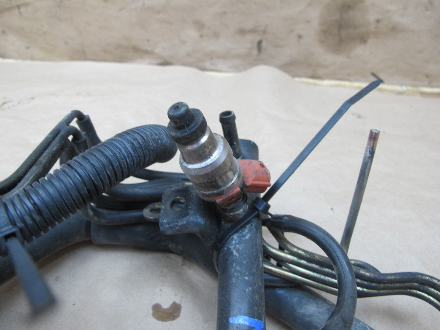 89-91 Mazda RX7 1.3L 13B NON Turbo Vacuum Valve Line Assembly OEM