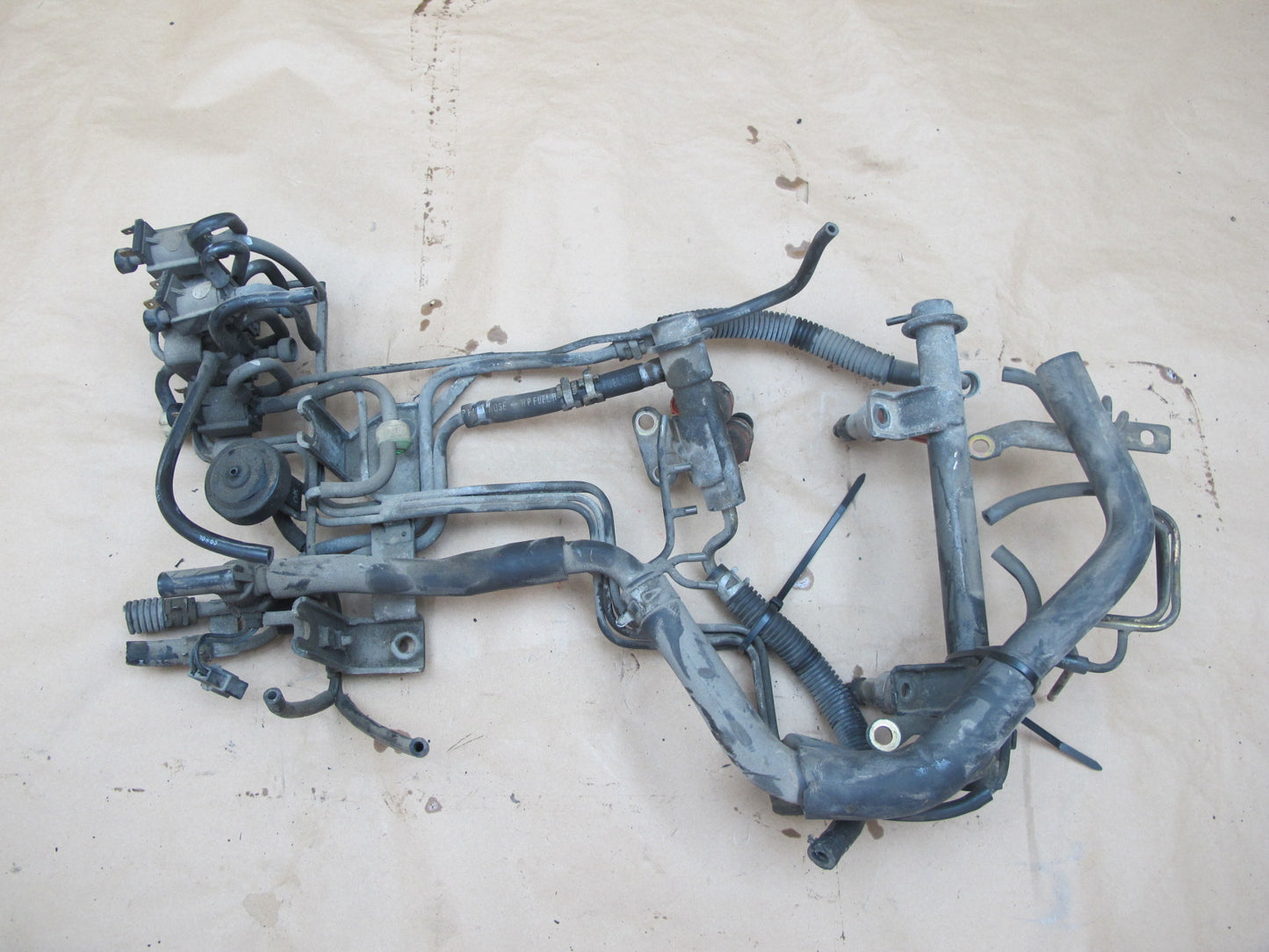 89-91 Mazda RX7 1.3L 13B NON Turbo Vacuum Valve Line Assembly OEM