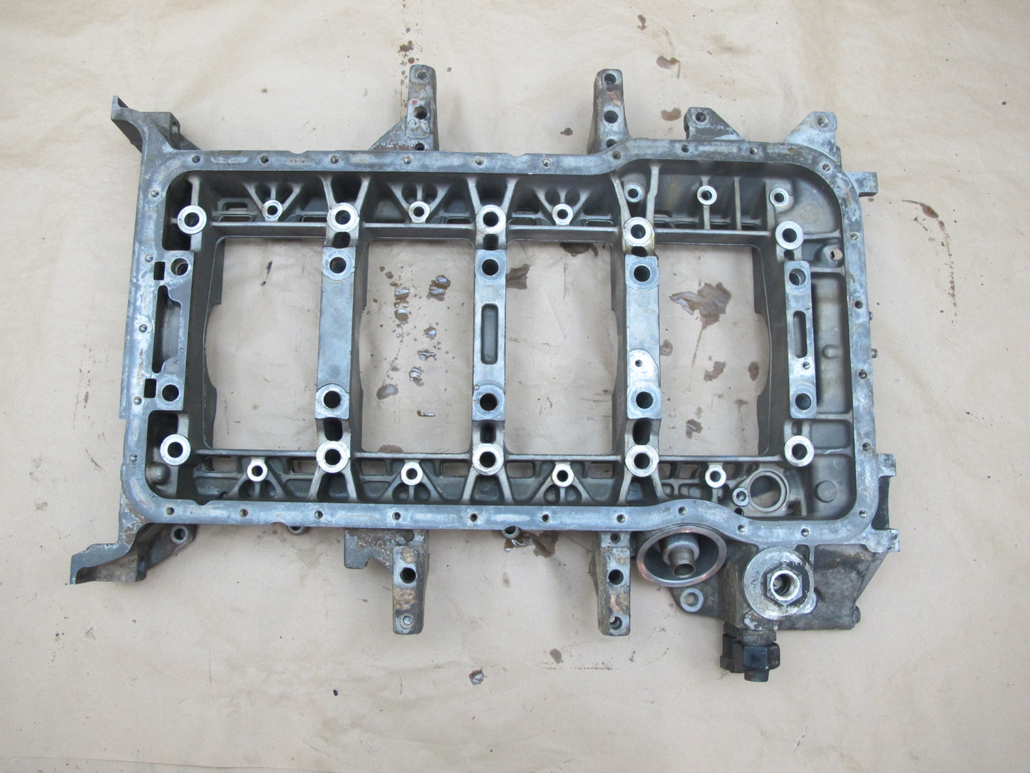 1987-1991 Porsche 928 S4 5.0L V8 Engine Motor Upper Oil Pan 9281011096R