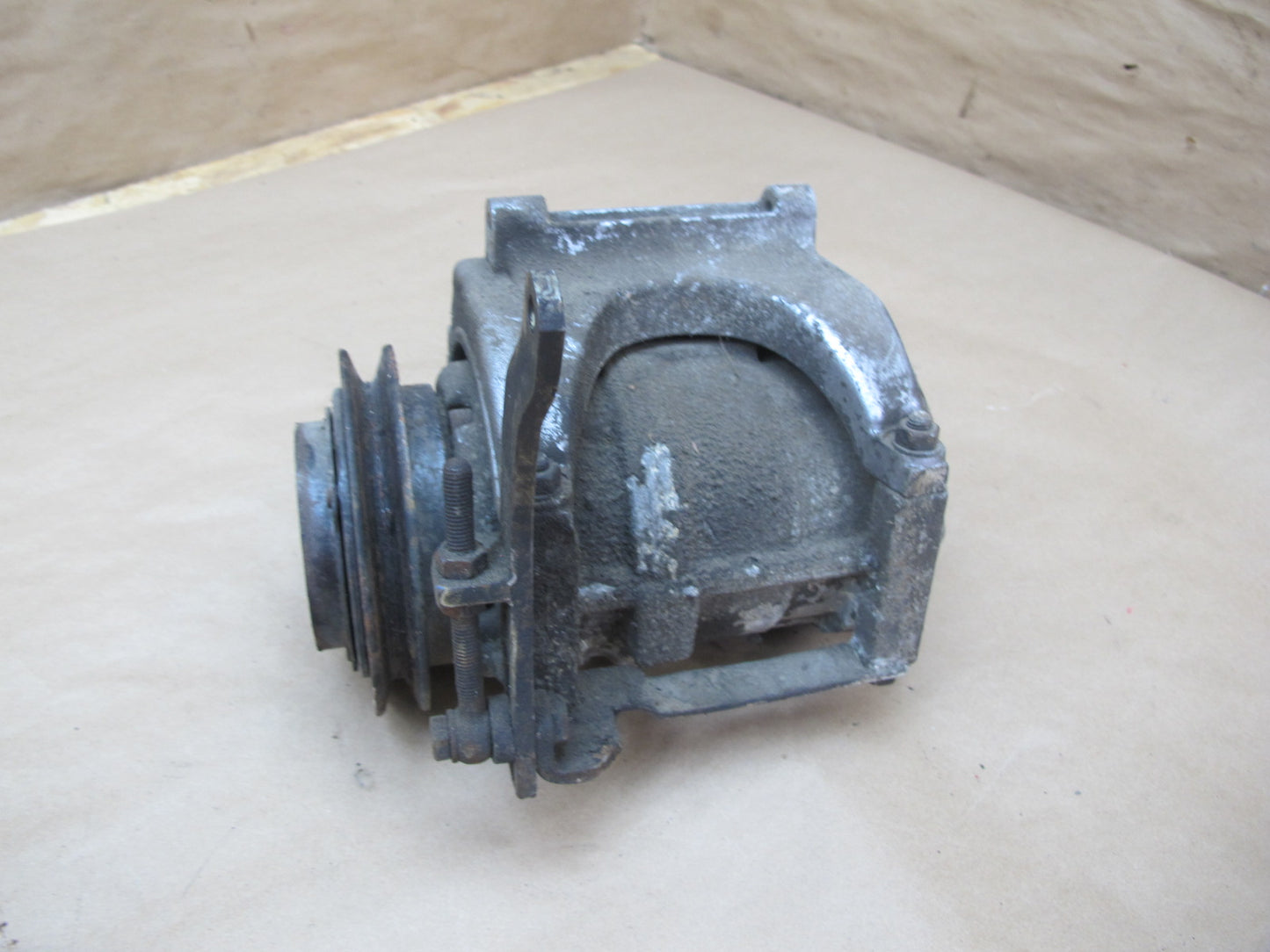 87-91 Porsche 928 S4 5.0L Engine A/C Air Conditioning Compressor Pump