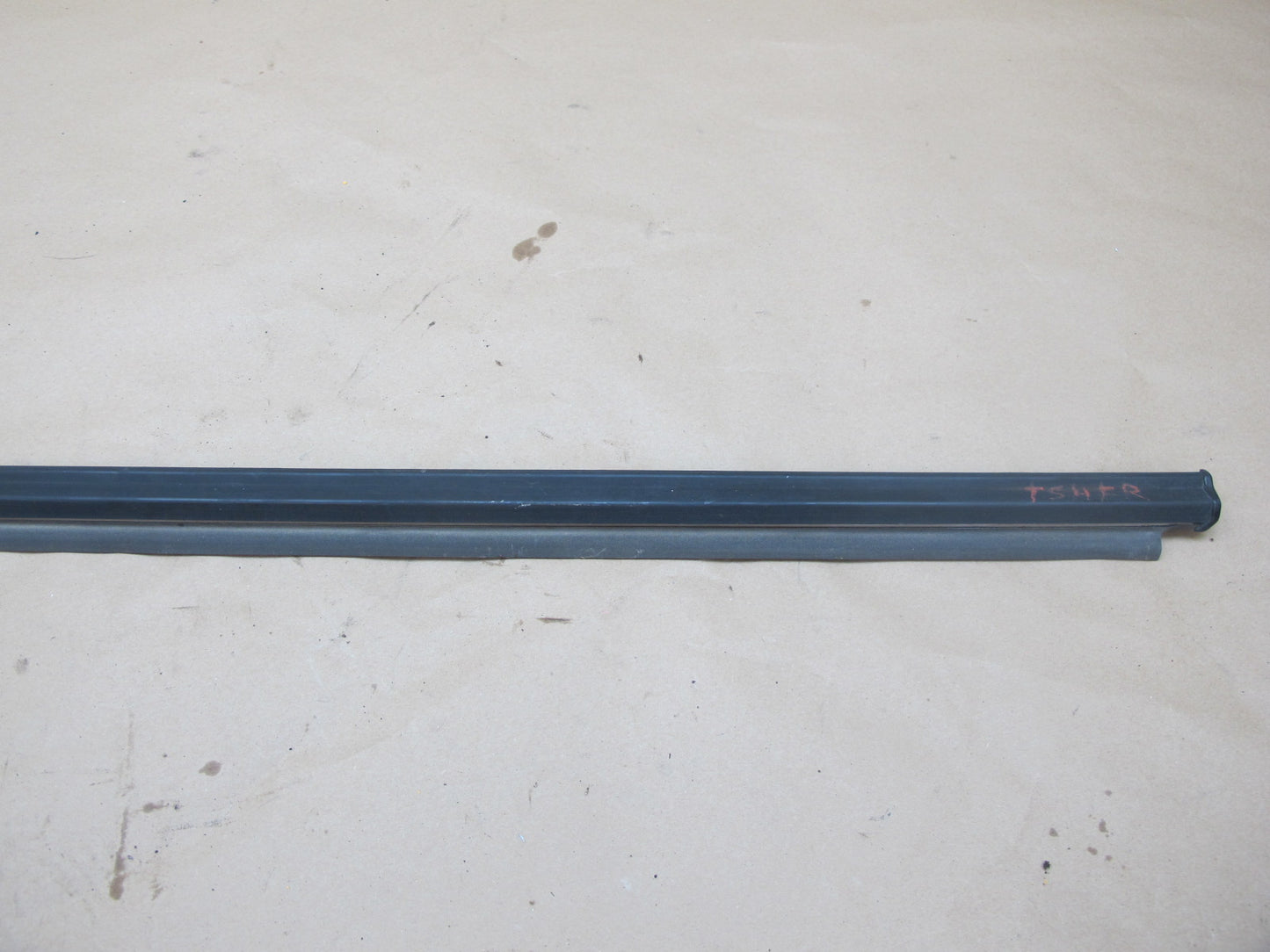 84-85 Toyota Supra MA67 Right Door Window Weatherstrip Molding OEM