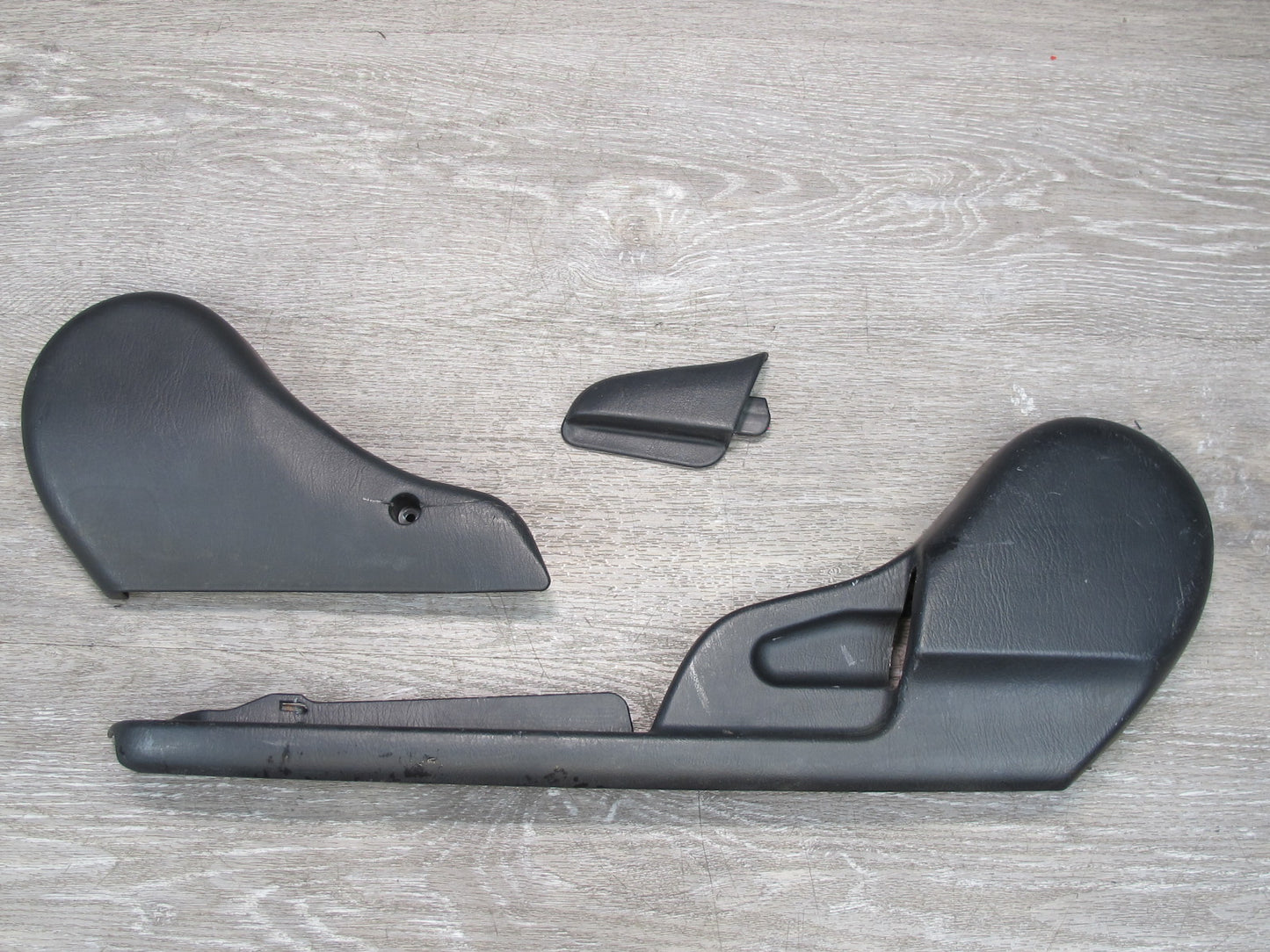 03-05 Toyota MR2 Spyder ZZW30L Left Driver Seat Track Adjust Cover Set OEM