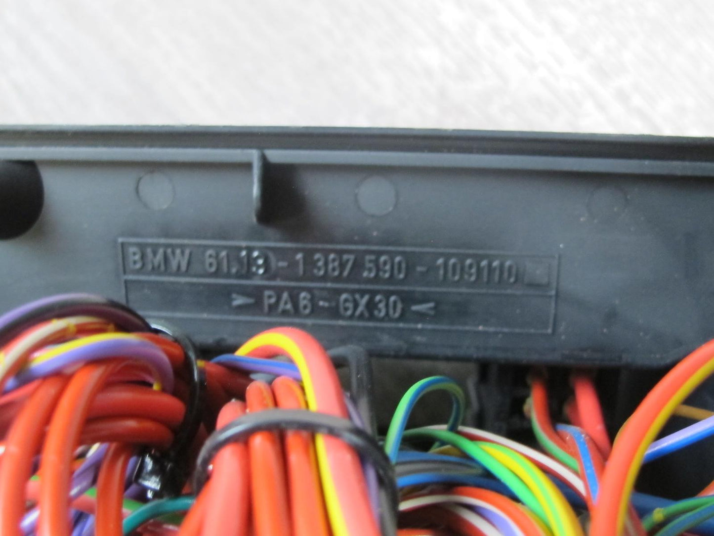 96-02 BMW E36/7 Z3 Under Hood Junction Fuse Relay Box 1387590 OEM