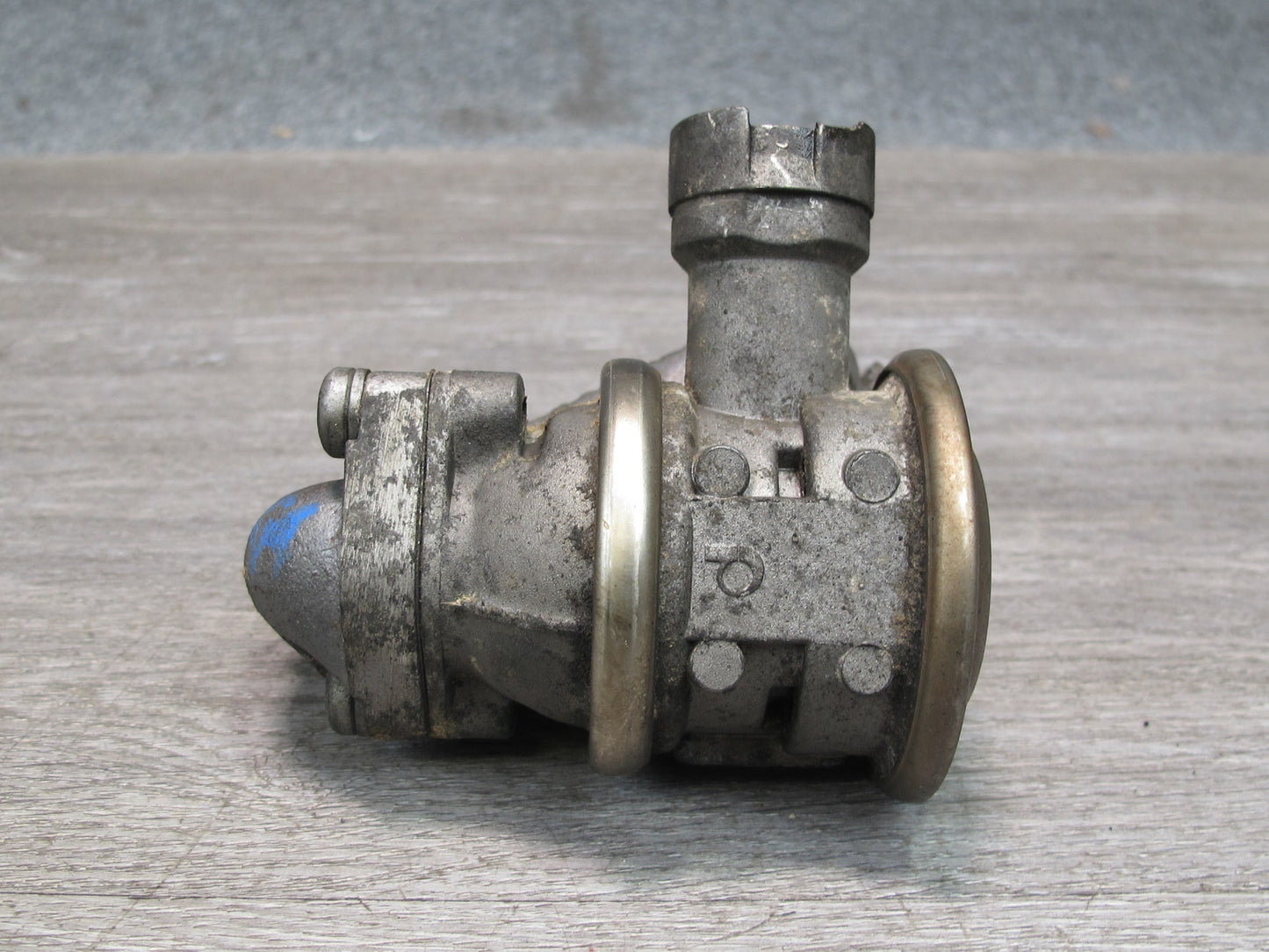 03-10 Bentley Continental GTC GT Flying Spur Right Air Pump Check EGR Valve
