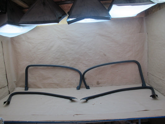 06-12 Bentley Continental Flying Spur Front & Rear Door Window Frame Seal Set