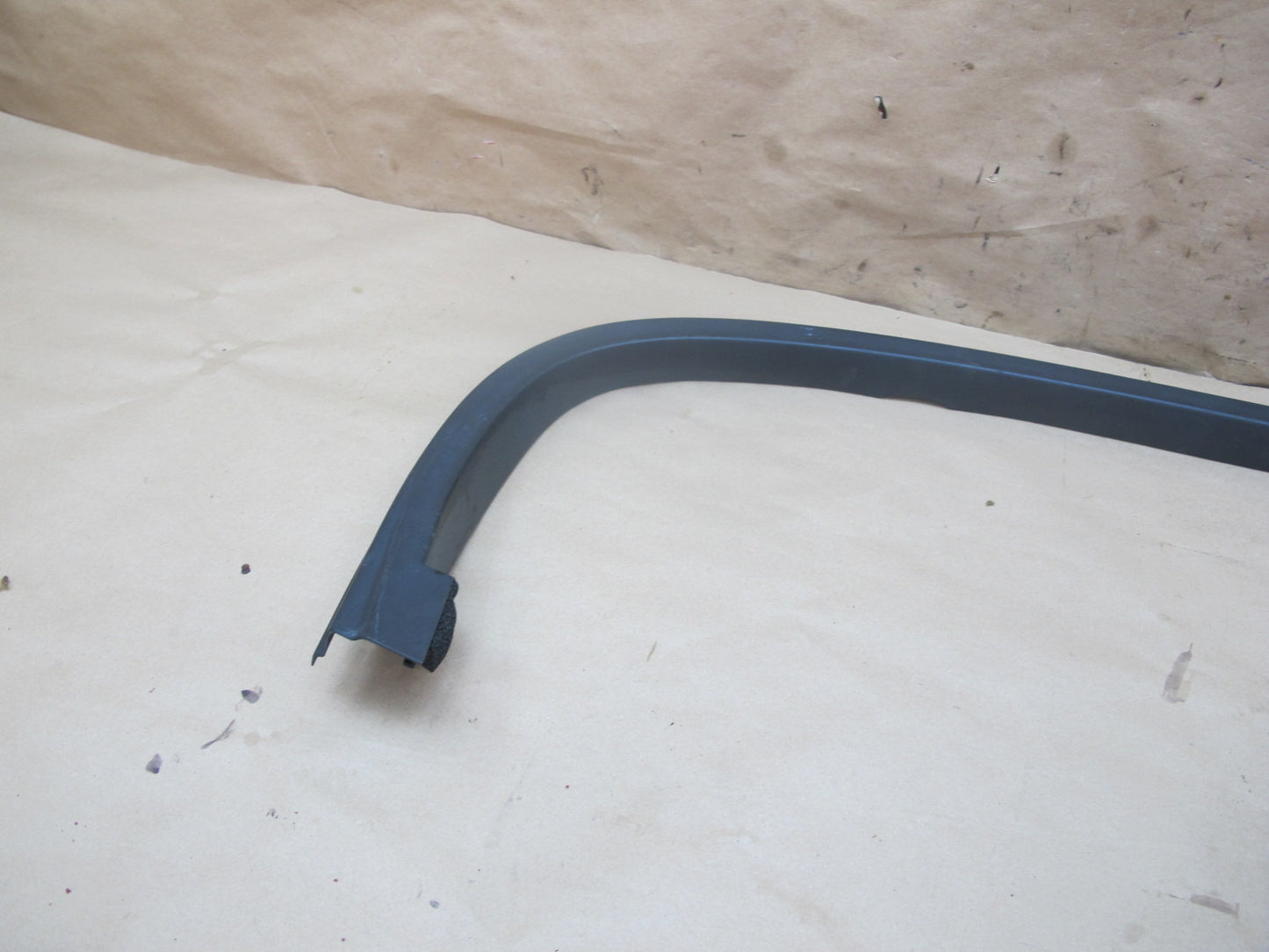 06-12 Bentley Continental Flying Spur Front & Rear Door Window Frame Seal Set