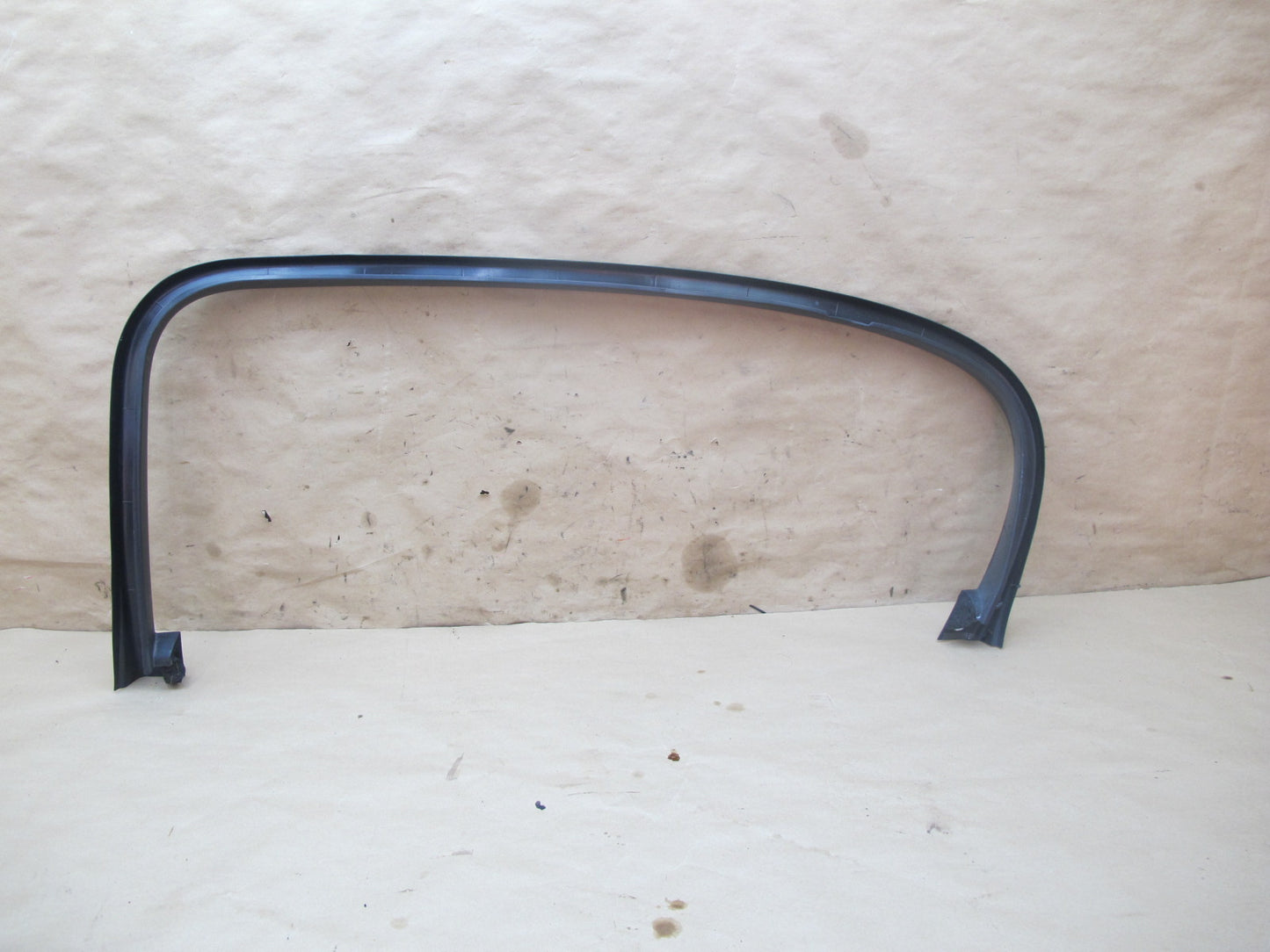 06-12 Bentley Continental Flying Spur Front & Rear Door Window Frame Seal Set