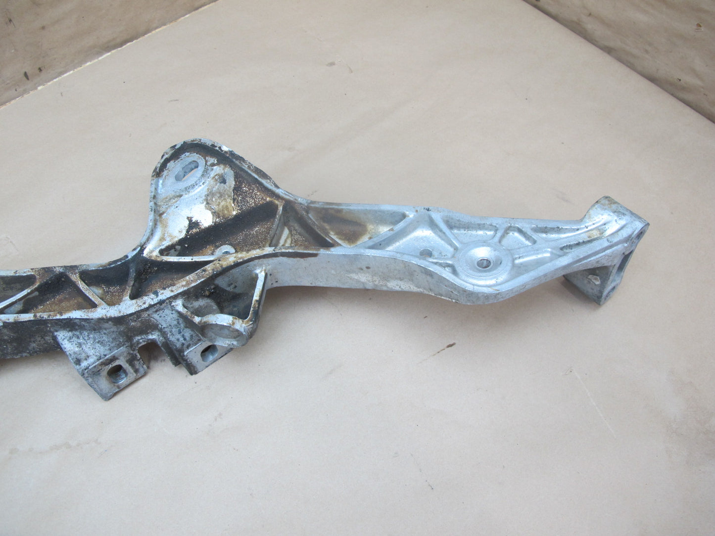 1983-1995 Porsche 928 S A/T Rear Engine Sub Frame Suspension Crossmember Carrier