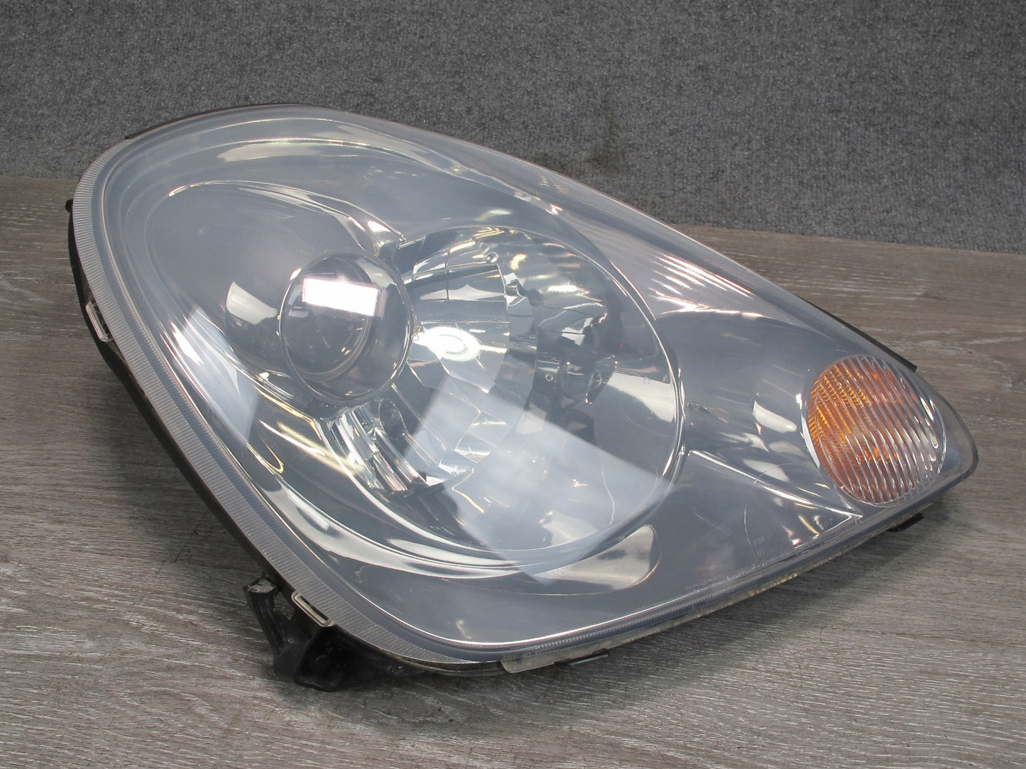 03-05 Toyota MR2 Spyder ZZW30L Front Right Headlight Lamp OEM